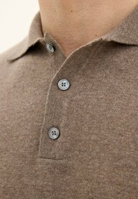 Oscar Jacobson PEPE - Piké - walnut beige