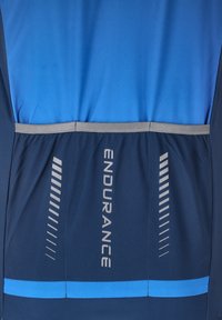 Marinblå atletisk tröja med en blå gradient överdel, grå detaljer och texten "ENDURANCE" med diagonala ränder för extra detalj.