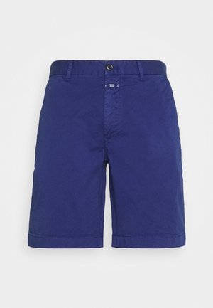 Marineblaue Shorts aus leichtem Stoff, mit Knopfverschluss, Gürtelschlaufen und normaler Passform. Saum mit Umschlag, keine sichtbaren Muster.