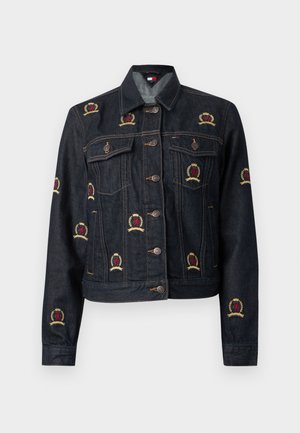 Dunkle Jeansjacke mit gestickten Löwenwappen-Details, Knopfverschluss, zwei Vordertaschen und einem kurzen Schnitt mit klassischem Kragen.