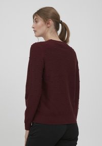 Oxmo OXDOTTA - Pullover - chocolate truffle