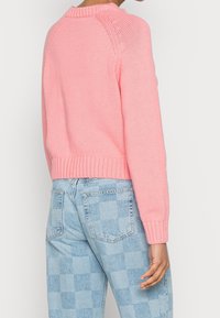 Monki Sweter