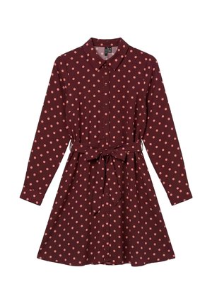 Robe-chemise bordeaux à manches longues et à pois roses, avec une patte de boutonnage devant, un col pointu et une ceinture à nouer assortie.