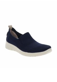 Scarpa slip-on in mesh blu con suola in gomma bianca e tomaia testurizzata. Presenta un pratico gancio sul tallone per una facile indossamento.
