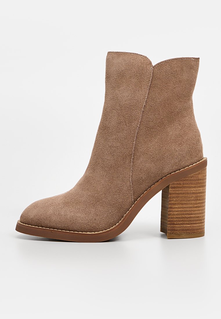 Botines de tacón