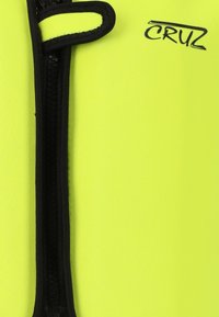 Cruz Lasten aterimet - neongeel