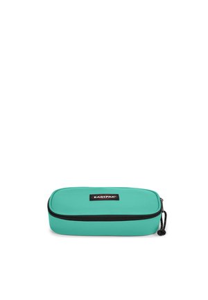 Trousse à crayons rectangulaire de couleur sarcelle avec fermeture éclair noire et tirette, avec une étiquette de marque Eastpak centrée sur le dessus.
