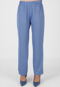 Blaue, leichte, elastische Hosen mit geradem Schnitt. Sie verfügen über einen strukturierten Stoff und ein minimalistisches Design. Keine sichtbaren Taschen.
