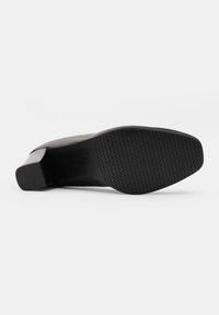 Bata Tacones - schwarz
