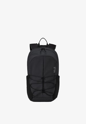 Black Jack Wolfskin Rucksack mit vorderem elastischem Kordelzug, Hauptfach mit Reißverschluss, gepolsterten Schultergurten und Seitentaschen.