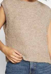 Pieces Petite Stickad tröja - lilac