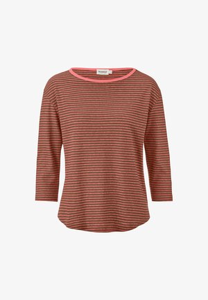 Striped long-sleeve top in brown and pink. Soft fabric with a boat neck and three-quarter sleeves. Features narrow horizontal stripes.
