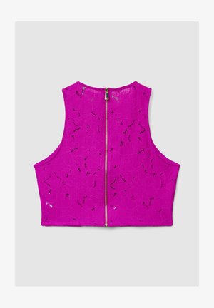Haut court fuchsia en dentelle avec des motifs floraux et une fermeture éclair centrale au dos. Texture lisse sans manches.