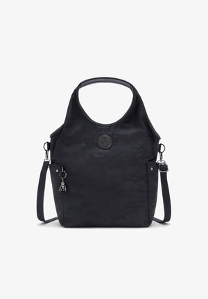 Schwarze Nylon-Handtasche mit einer glatten Textur, abgerundetem oberen Griff, abnehmbarem Schultergurt, rundem Logo und einem kleinen Charm-Akzent.