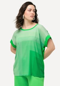 Ulla Popken BLOCK DROP SHOULDER - Printtipaita - parsley