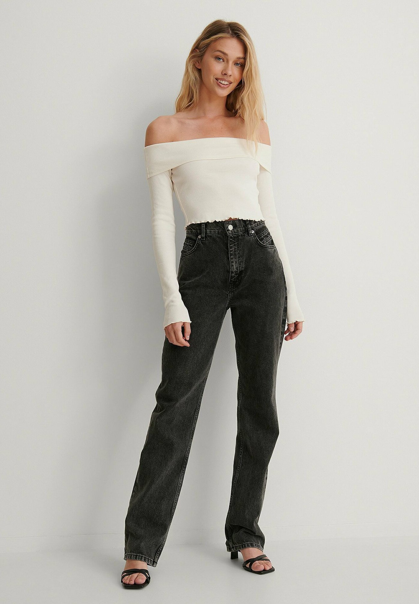 Off-white long sleeve shirt