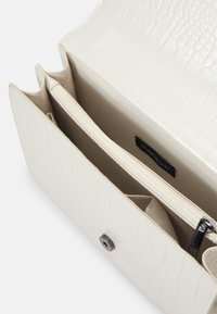 Even&Odd Torba preko tijela - off-white