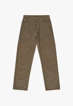 Ruskeat vakosamettihousut suoranlahkeisella leikkauksella, jossa on pystysuora ribbitekstuuri, viisi taskua ja hopeanväriset yksityiskohdat.