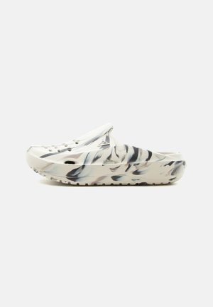 Reef GLIDER - Zuecos - beige