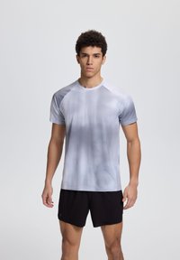 Unausgewählt, dampf