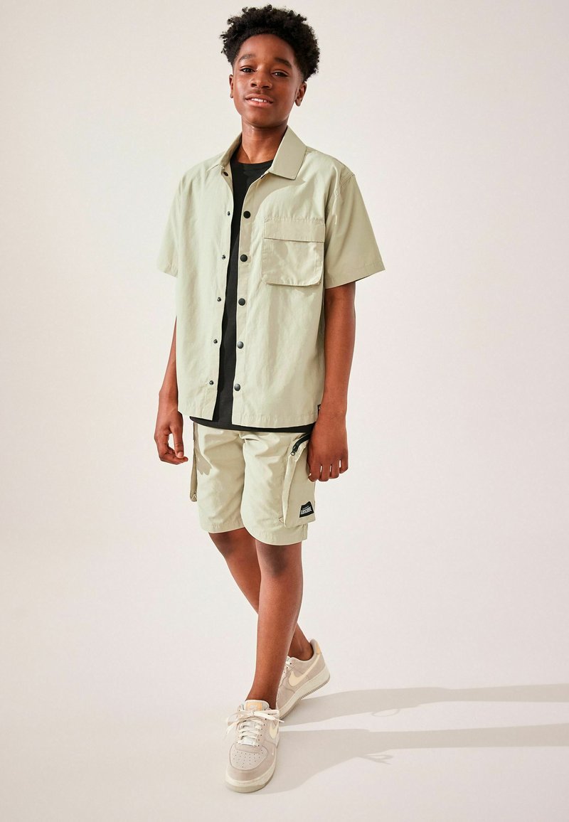 Next SHORT SLEEVES UTILITY AND SET - REGULAR FIT - Cargobukser - neutral