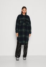 Noisy May Super Thick Shacket-Chest 42