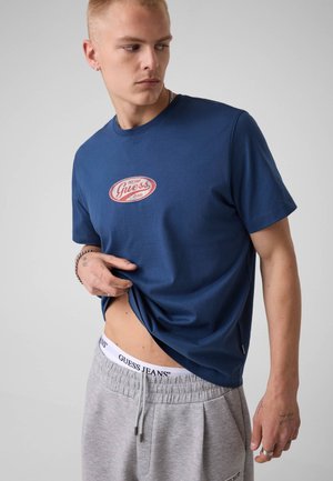 Guess, - T-shirt z nadrukiem