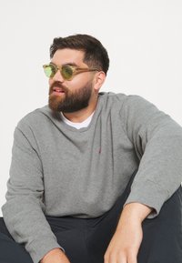 Levi's® Plus ORIGINAL CREW - Camisola - chisel grey heather