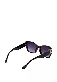 Okulary przeciwsłoneczne z czarnymi plastikowymi oprawkami, w kształcie kociego oka, z gradientowymi fioletowymi soczewkami, z teksturowanym złotym akcentem na zausznikach.