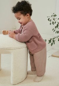 Next - REGULAR FIT - Chaqueta de punto - pink slogan Imagen en miniatura 1