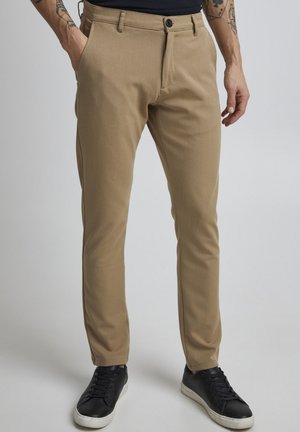 Solid TOFREDERIC - Chino - tobacco brown