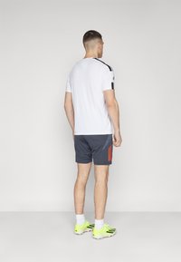 adidas Performance BENFICA LISSABON TRAINING SHORT - Športové šortky - night grey/semi solar red