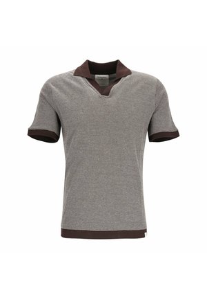 Short-sleeve knit shirt with brown textured fabric, brown collar, sleeve cuffs, and hem, featuring a V-neck collar design.