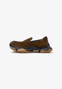 Избран, pello pecan/karst negro-honey
