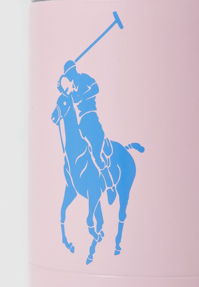 Pink container featuring a blue silhouette of a polo player on a horse, with details of the rider and horse clearly outlined.