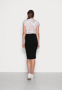 Calvin Klein Pouzdrová sukně - black