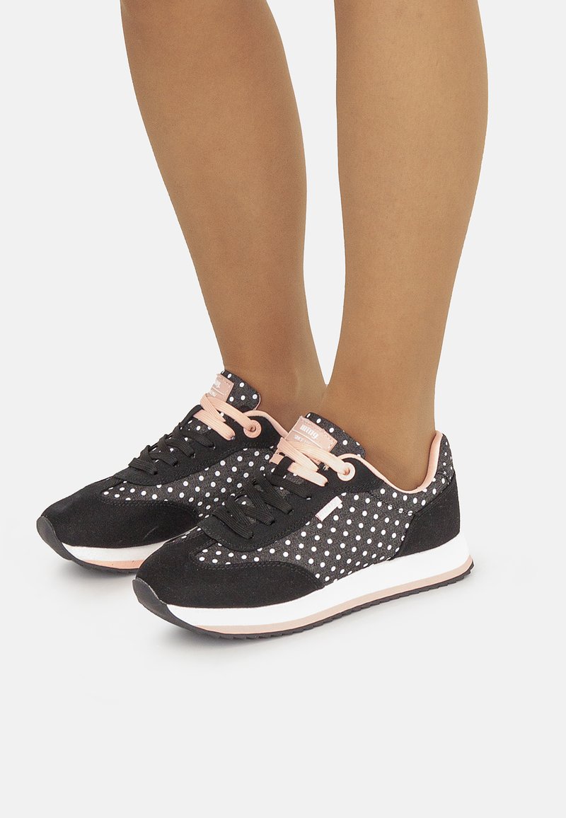 mtng chaussures basket