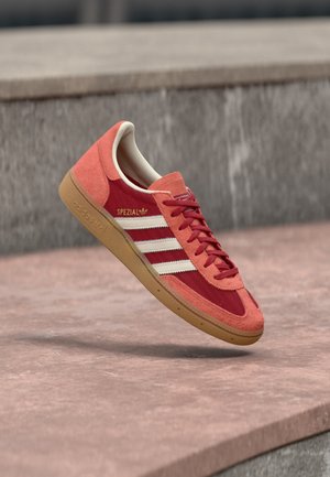 adidas Originals, HANDBALL SPEZIAL UNISEX, czerwony