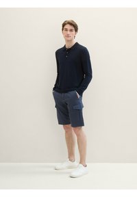 TOM TAILOR Shorts - navy structure print