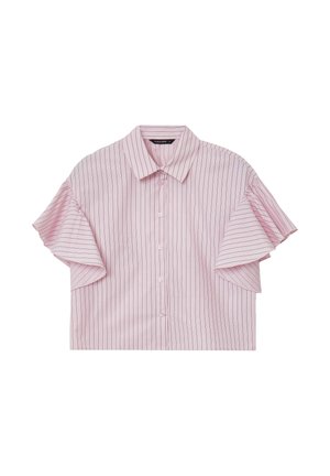 Camicia rosa a maniche corte con righe verticali, caratterizzata da maniche arricciate e colletto. Chiusura frontale con bottoni, tessuto leggero.