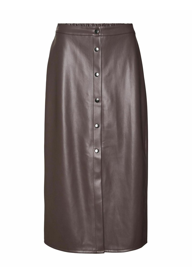 Hnědá kožená midi sukně s upnutým pasem, která má přední zapínání na knoflíky, hladkou texturu a rovný střih.