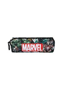 Trousse à crayons noire avec zip mettant en avant des personnages Marvel, principalement Hulk et Iron Man, avec un logo "MARVEL" rouge bien en vue sur un fond à motifs.
