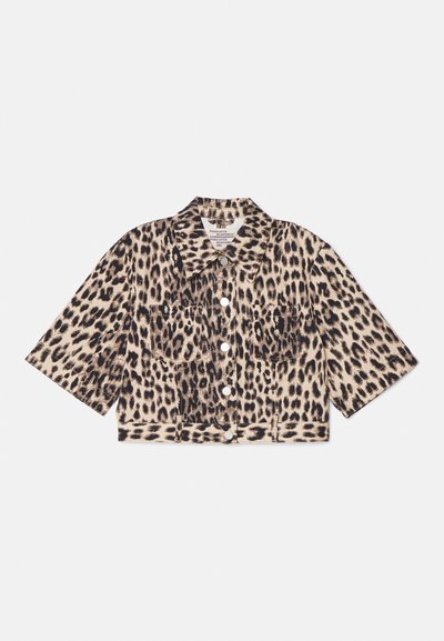 Leopardji vzorec krajša jakna s kratkimi rokavi, z gumbi na zapiranju in dvema sprednjima žepoma. Narejena iz mehke tkanine s teksturiranim zaključkom.