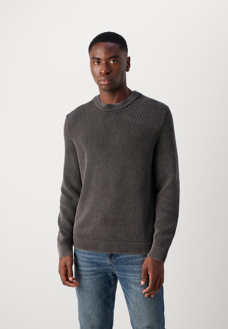 Pull Homme Lourd Tricoté Malo En Coton 100% - Taille M/L, Gris Foncé, Neuf Avec étiquettes, Fabriqué En Italie