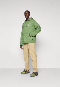 Patagonia UNITY FITZ UPRISAL HOODY UNISEX - Hanorac - terrain green