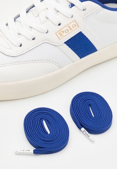 Polo Ralph Lauren COURT STRIPED - Športni copati - white/sporting royal