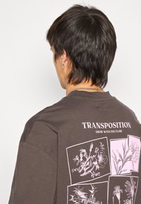 Thumbnail Image 6