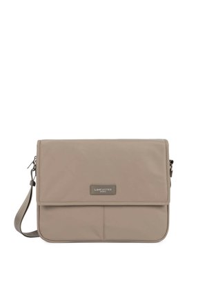 LANCASTER, GRAND SAC GIBECIÈRE - BASIC VITA - Schoudertas - galet