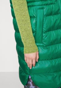 FUCHS SCHMITT THERMORE - Γιλέκο - emerald