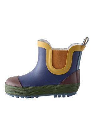 Botte de pluie montant à la cheville avec corps bleu, embouts marron aux orteils et au talon, semelle texturée verte, garniture jaune et panneau latéral élastique orange.